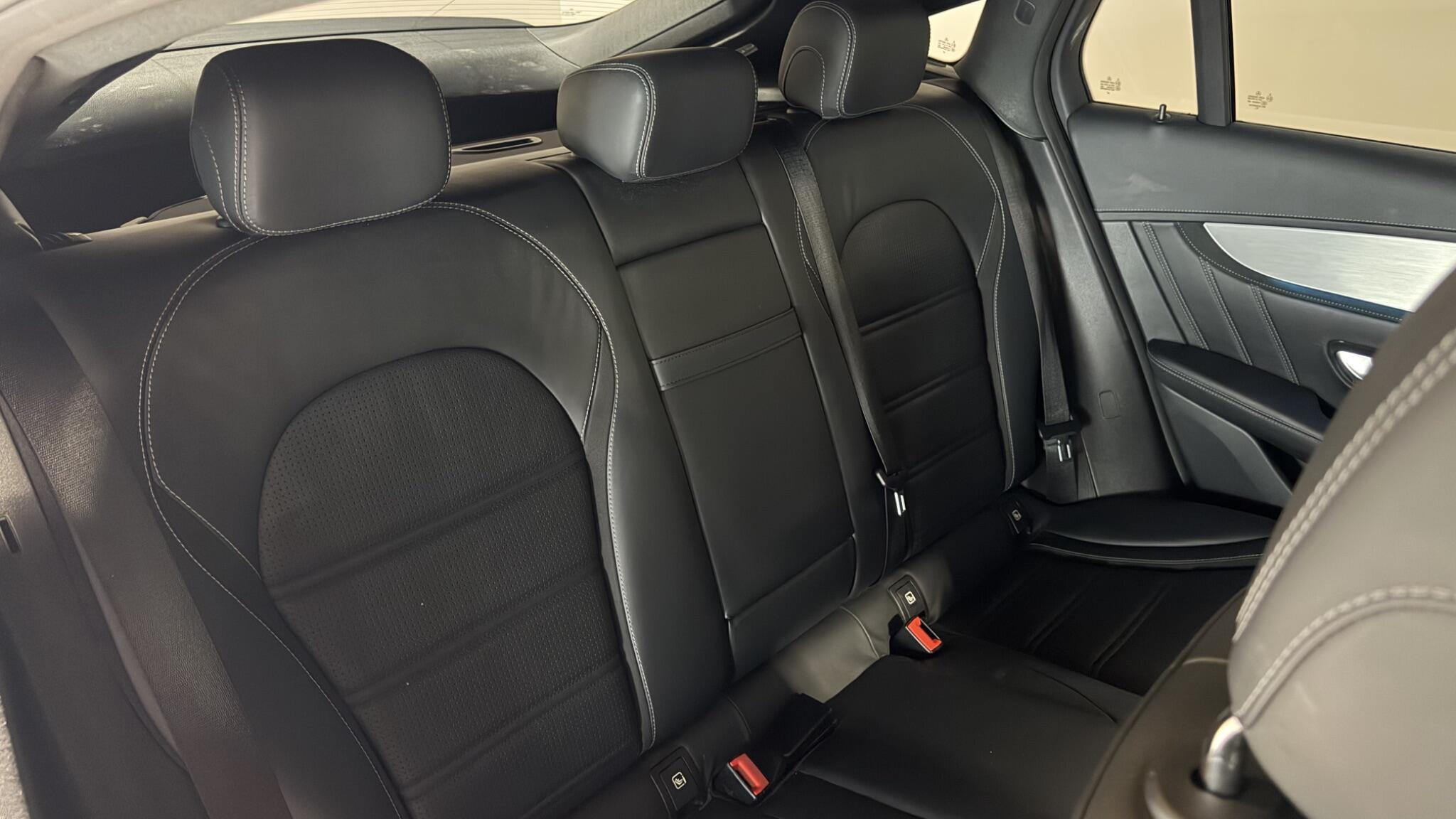 Mercedes-Benz GLC 4.0 GLC63 V8 BiTurbo AMG (Premium) Coupe SpdS MCT 4MATIC+ Euro 6 (s/s) 5dr